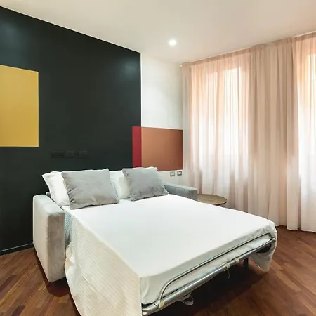 Eclectic Flat 2 Min To Piazza Navona Apartmán